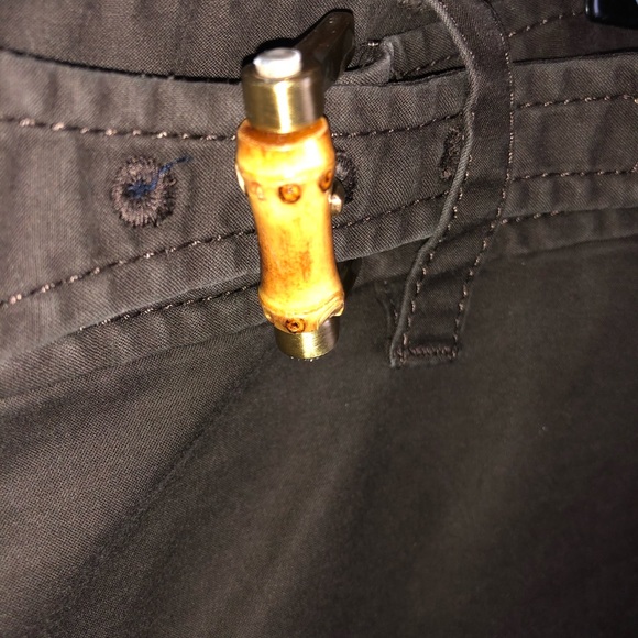 Ann Taylor coffee brown capri pants (size 2) - Picture 2 of 3